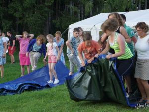 UA170715Nesselwang Singin Activiteiten op Park44.JPG